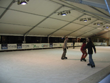 The Verviers city ordered this marquee to protect a skating.