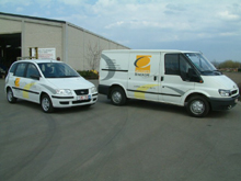 Beschriftung mit Aufklebern auf kleineren Fahrzeugen - Binckom