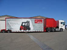 confection d'un jeu de b�ches full quadri pour semi sp�ciale faymonville transports vincent logistics