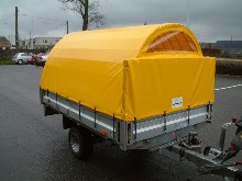 B�che sur mesure pour remorque d'enfants