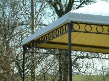 tente de r�ception avec armature poudr�e