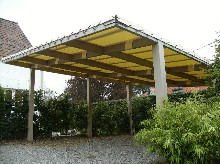 Fabrication d'une b�che pour car port en ossature bois.