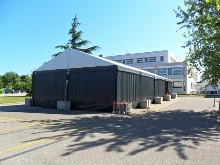 Hall de stockage 20x10 m mont� en Suisse.
