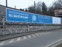 B�che publicitaire de 32 x 3 m (Verviers, Belgique) 