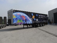 Confection de 3 jeux de rideaux de semi remorque avec impression pour cr�aset