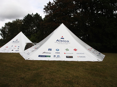 Tentes araign�es �13m (Ronse, Belgique)